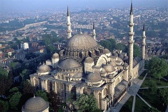 Мечеть Сулеймание в Стамбуле - одна из самых красивых в мире Мечеть Сулеймание в Стамбуле - одна из самых красивых в мире