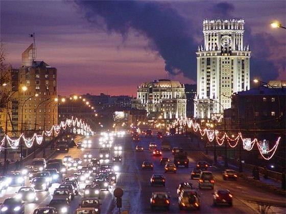 «Нерезиновая» Москва - самый большой город в России