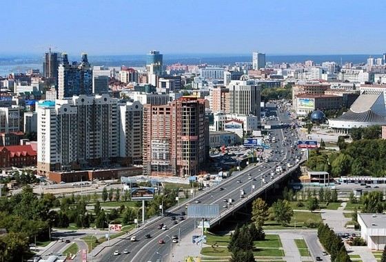 Новосибирск - один из самых больших городов в России Новосибирск - один из самых больших городов в России