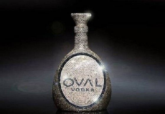 OVAL Swarovski Crystal один из самых необычных и дорогих видов водки