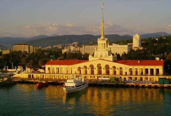 Сочи - самый большой город в России на юге Сочи - самый большой город в России на юге