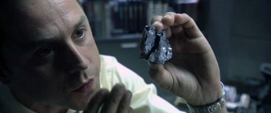 Российские ученые изобрели супер-надежный материал нанотубулен Российские ученые изобрели супер-надежный материал нанотубулен