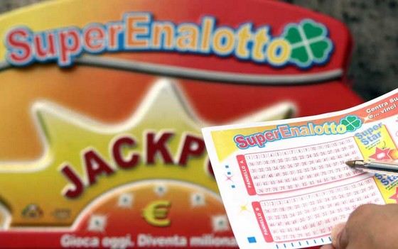 В лотерее SuperEnalotto европейцы выигрывали самые большие суммы В лотерее SuperEnalotto европейцы выигрывали самые большие суммы