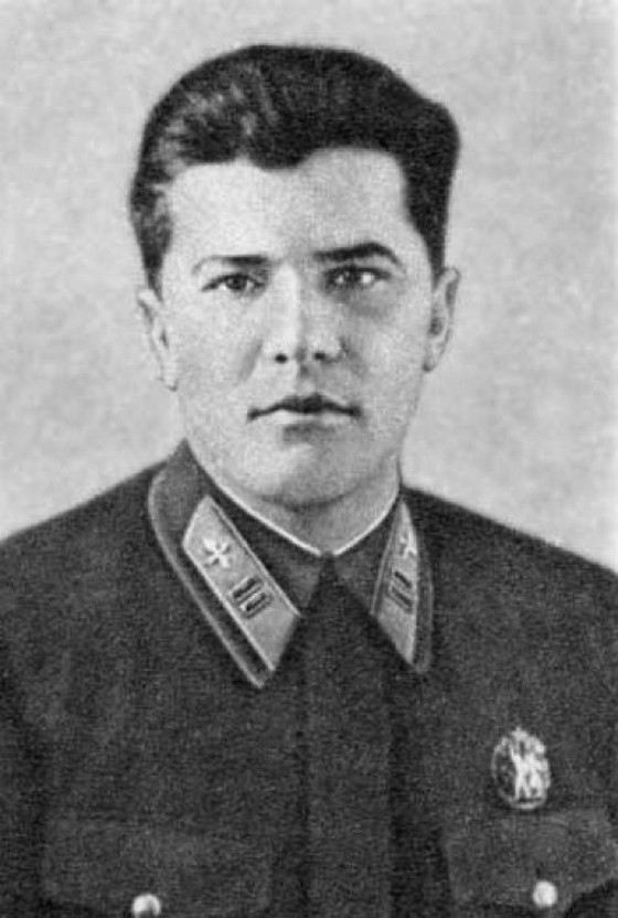 Молодой генерал Григорий Кравченко сделал стремительную военную карьеру Молодой генерал Григорий Кравченко сделал стремительную военную карьеру