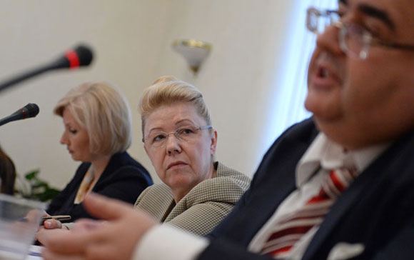 Пользователи интернета хотят проверить психическое здоровье Елены Мизулиной Пользователи интернета хотят проверить психическое здоровье Елены Мизулиной