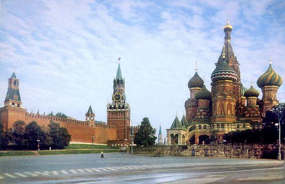 Красная площадь самое популярное место у туристов в России Красная площадь самое популярное место у туристов в России