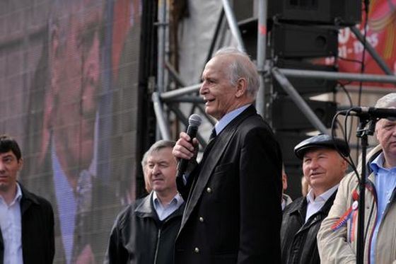 Василий Лановой уже несколько десятилетий пользуется заслуженной славой Василий Лановой уже несколько десятилетий пользуется заслуженной славой