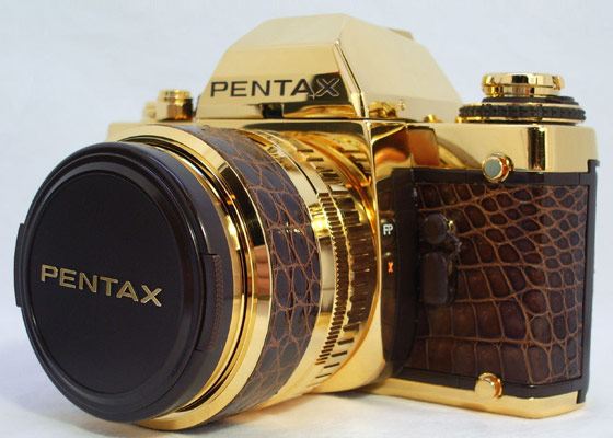 Золотой дорогой фотоаппарат от Pentax Золотой дорогой фотоаппарат от Pentax
