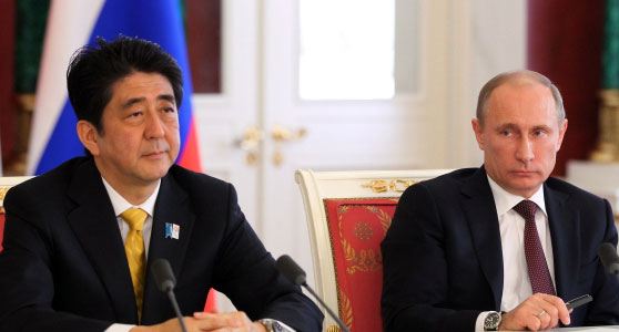 Япония отсрочила введение новых санкций против России Япония отсрочила введение новых санкций против России