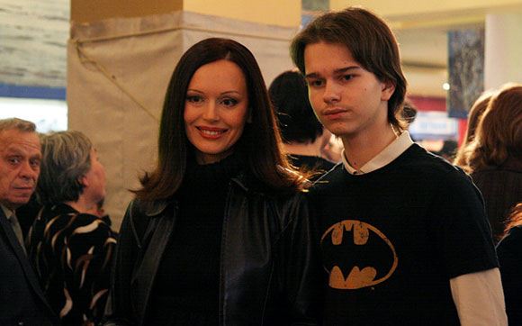 Андрей Ливанов с матерью, Ириной Безруковой Андрей Ливанов с матерью, Ириной Безруковой
