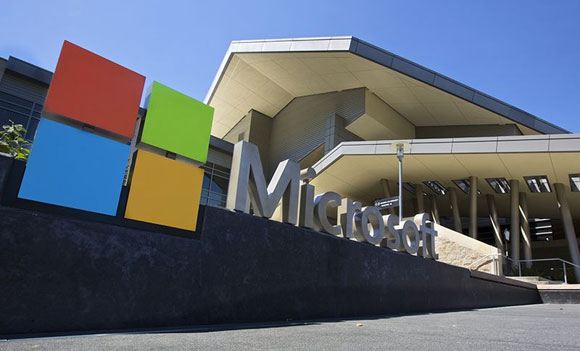 Microsoft позволит пиратам бесплатно скачать новую версию своей ОС Microsoft позволит пиратам бесплатно скачать новую версию своей ОС