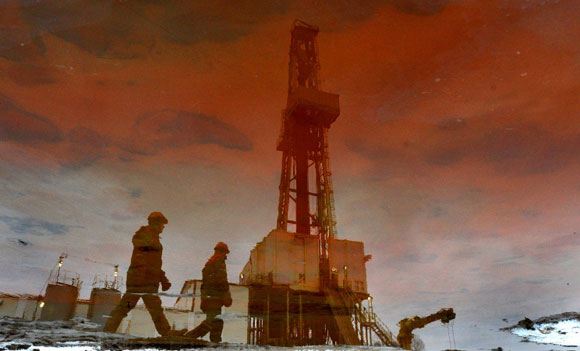 Сообщения, касающиеся Ирана, сразу сказались на стоимости нефти Сообщения, касающиеся Ирана, сразу сказались на стоимости нефти
