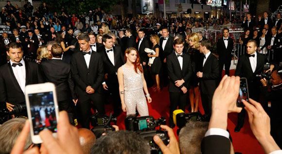 Организаторы Каннского кинофестиваля выступили против селфи Организаторы Каннского кинофестиваля выступили против селфи