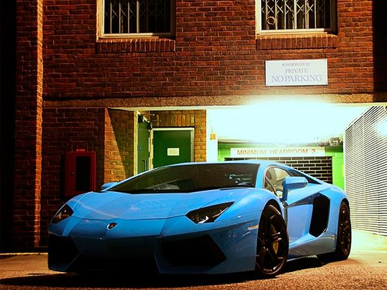 Lamborghini Aventador LP 700-4 Lamborghini Aventador LP 700-4
