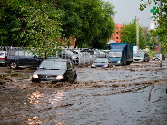 Столицу накрыл ураган Столицу накрыл ураган