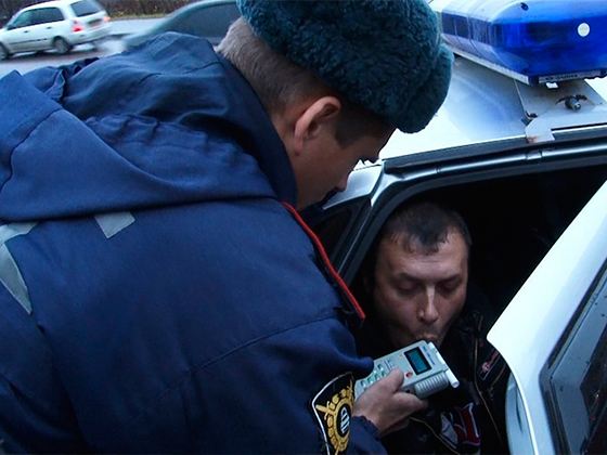 Пьяный водитель рассматривается современным человеком как преступник Пьяный водитель рассматривается современным человеком как преступник