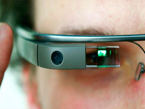 Google Glass – это новейшее устройство от компании Google Google Glass – это новейшее устройство от компании Google
