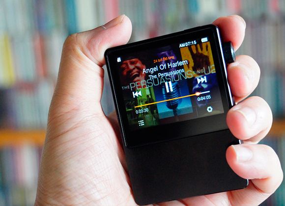 Hi-Fi плеер iriver AK120 Hi-Fi плеер iriver AK120