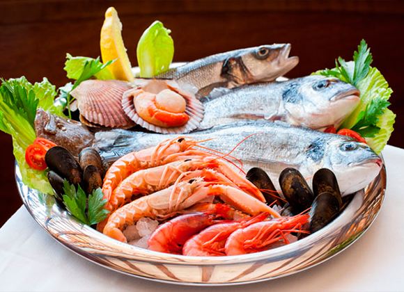 С давних времен рыба и другие морепродукты включены в рацион нашего питания С давних времен рыба и другие морепродукты включены в рацион нашего питания
