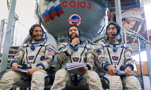 Ракета «Союз» вывела на орбиту корабль с новым экипажем МКС Ракета «Союз» вывела на орбиту корабль с новым экипажем МКС