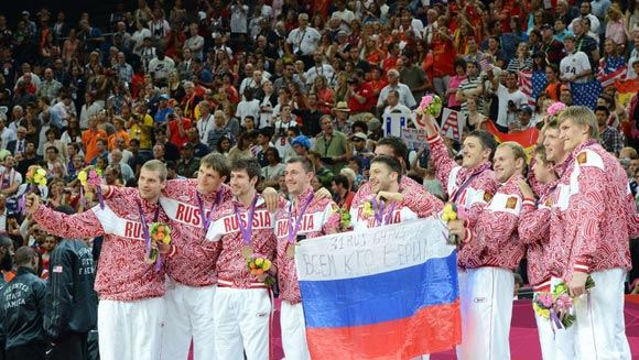 ФИБА отстранила почти все российские баскетбольные сборные от международных турниров ФИБА отстранила почти все российские баскетбольные сборные от международных турниров