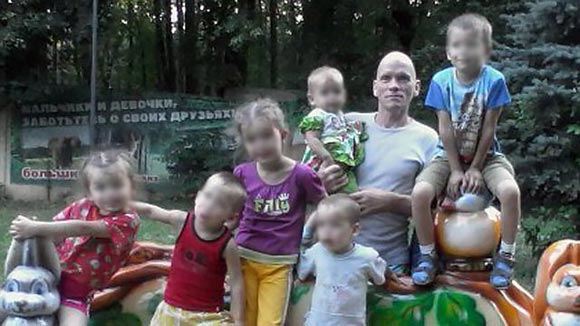Подозреваемый в убийстве своей семьи Олег Белов переведен в больницу Нижнего Новгорода Подозреваемый в убийстве своей семьи Олег Белов переведен в больницу Нижнего Новгорода