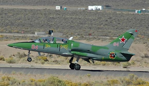 Самолет L-39 рухнул в ходе американского авиашоу в штате Теннесси Самолет L-39 рухнул в ходе американского авиашоу в штате Теннесси