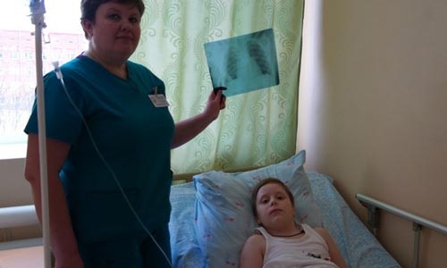 Уральские врачи достали из груди школьника дверную ручку Уральские врачи достали из груди школьника дверную ручку