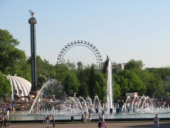 Самый знаменитый в России парк - парк Горького Самый знаменитый в России парк - парк Горького
