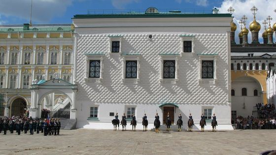 Грановитая палата - самое старое здание в Москве