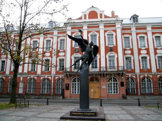 Санкт-Петербургский государственный университет входит в топ лучших вузов страны Санкт-Петербургский государственный университет входит в топ лучших вузов страны