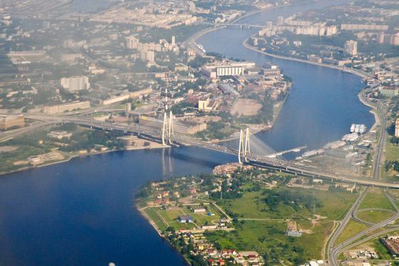 Вид на Большой Обуховский мост с высоты Вид на Большой Обуховский мост с высоты