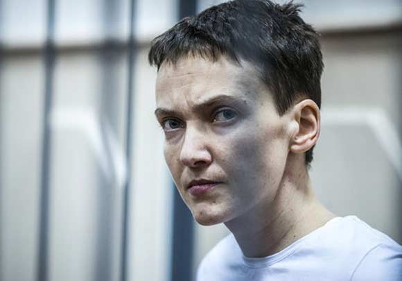 Савченко доставили в суд, где огласят ее наказание Савченко доставили в суд, где огласят ее наказание