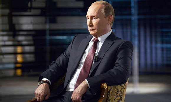 Путин пообещал представить свою новую избранницу публике, но потому Путин пообещал представить свою новую избранницу публике, но потому