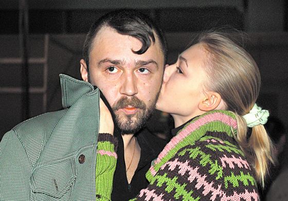 Сергей Шнуров и Оксана Акиньшина Сергей Шнуров и Оксана Акиньшина