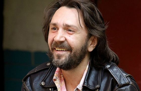 Сергей Шнуров - мастер эпатажа Сергей Шнуров - мастер эпатажа
