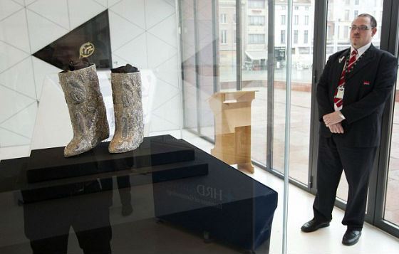 Стоимость A.F. Vandevorst Diamond Boots – почти 3,2 миллиона долларов