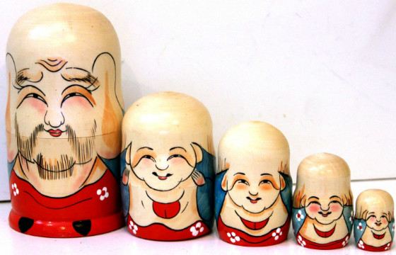 Старичок Фукурама очень похож на матрешку Старичок Фукурама очень похож на матрешку