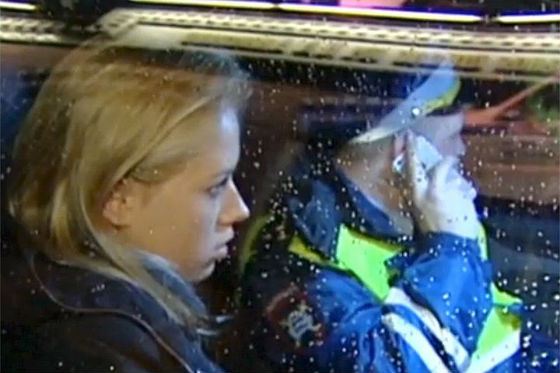 Валерия Романова сбила двух человек на пешеходном переходе Валерия Романова сбила двух человек на пешеходном переходе