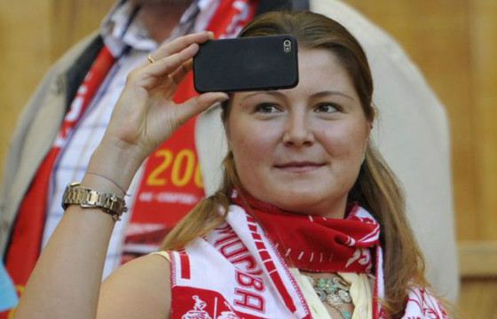 Динара Сафина, также как брат, болеет за Динара Сафина, также как брат, болеет за