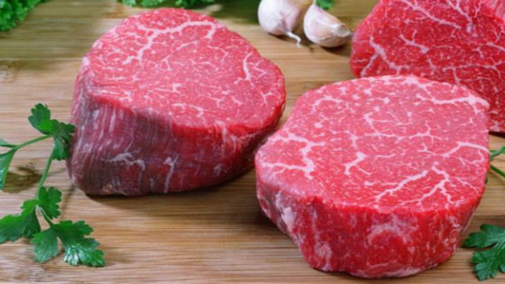Мраморная говядина - достаточно дорогой продукт Мраморная говядина - достаточно дорогой продукт