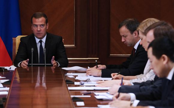 Правительство соберется на заседание в среду из-за графика Медведева Правительство соберется на заседание в среду из-за графика Медведева