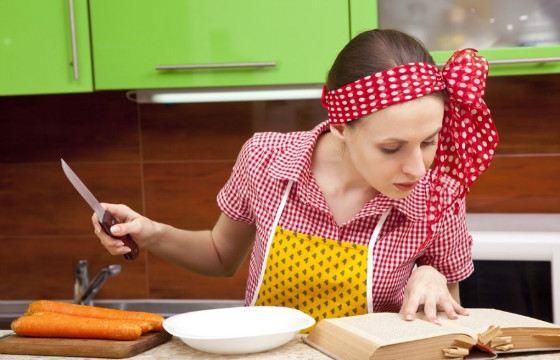 2 женщины на одной кухне - это много 2 женщины на одной кухне - это много