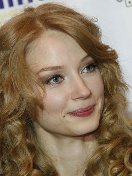 Светлана Ходченкова демонстрирует свои сексуальные части тела