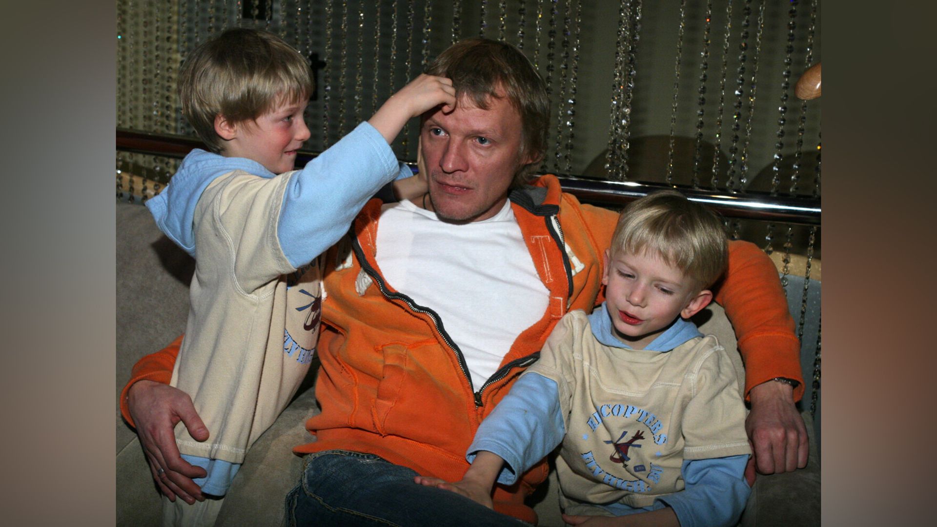 Любимые и отвергнутые: судьбы приемных детей 7 отечественных звезд