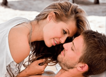 Вика Боня и Алекс Смерфит довольно бысто стали жить вместе